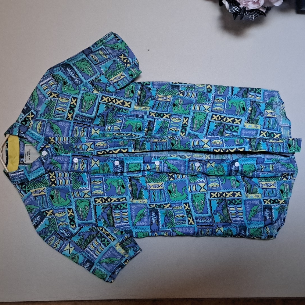 80s button up dinosaur shirt